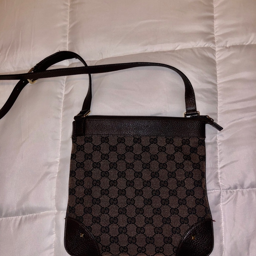 Gucci GG Nailhead Crossbody/Messenger 272396 - Picture 3 of 10